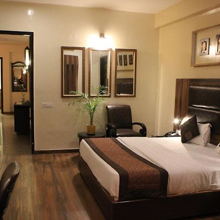 Hotel Imperial Park Gurgaon Extérieur photo